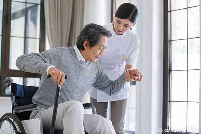 老人護(hù)理簡(jiǎn)介 老人護(hù)理服務(wù)介紹